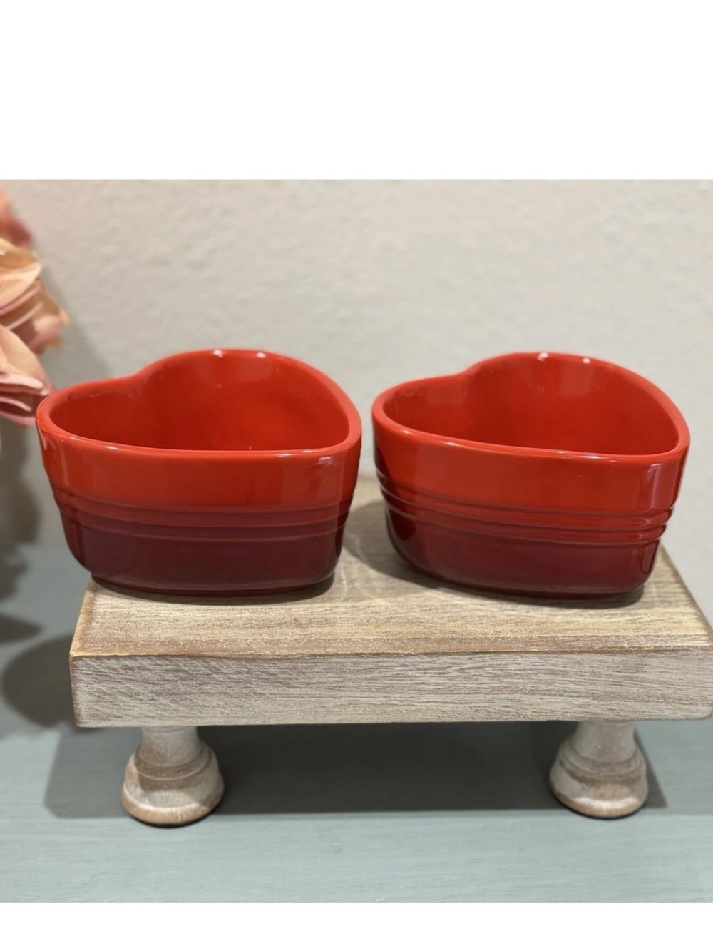 Le Creuset L'Amour Heart Collection
Cerise Set of 2 Heart Ramekins